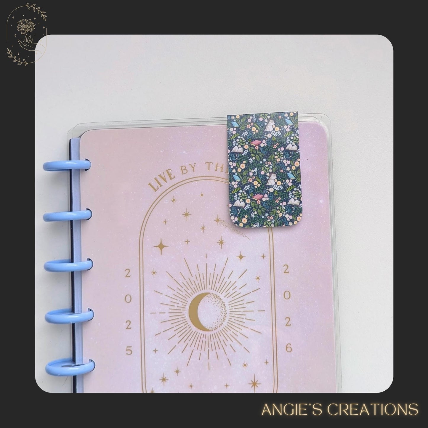 Floral Book Lover Pattern Magnetic Bookmark