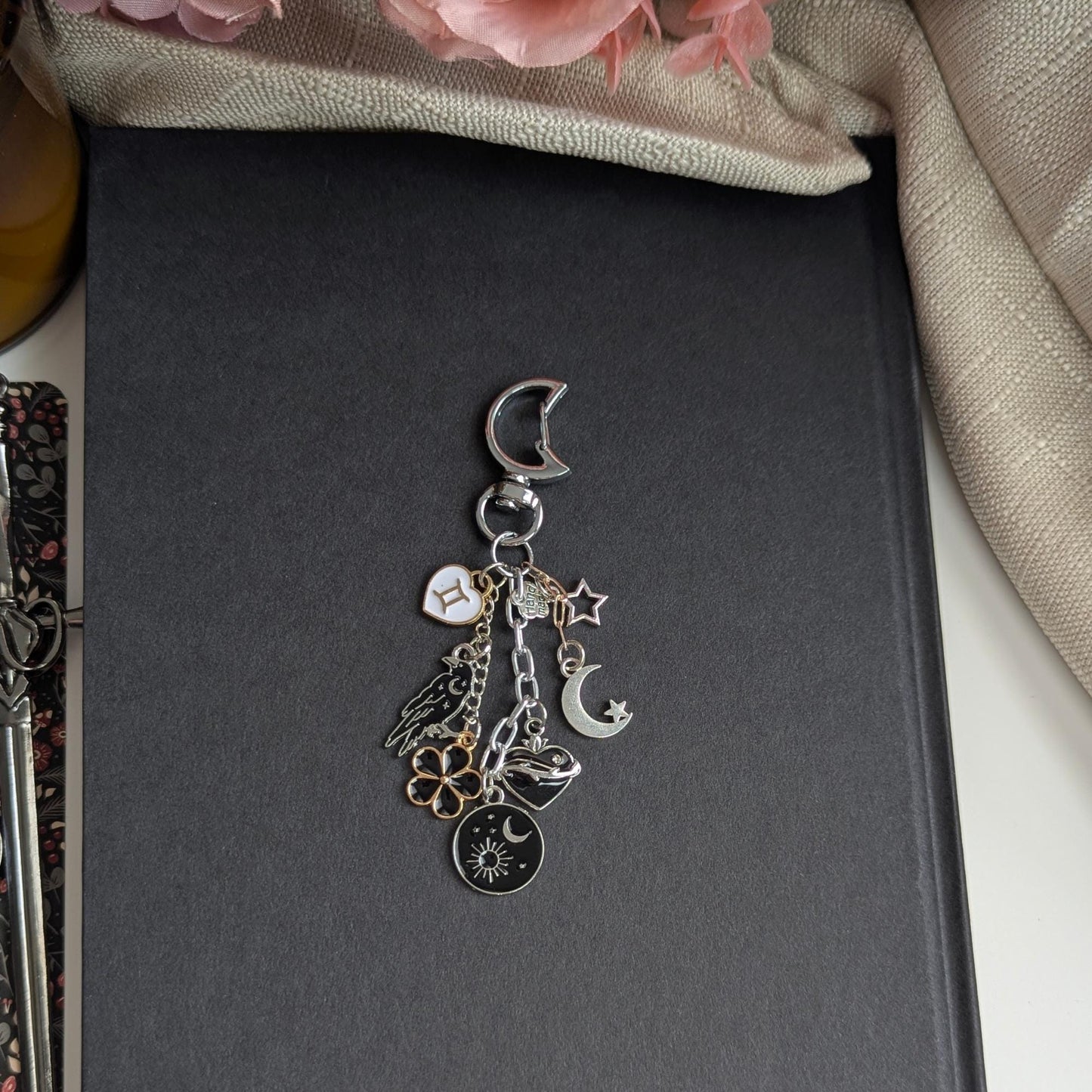Goth Bag Charm, Crow & Mythical Multi-Chain Keychain, Zinc Alloy.