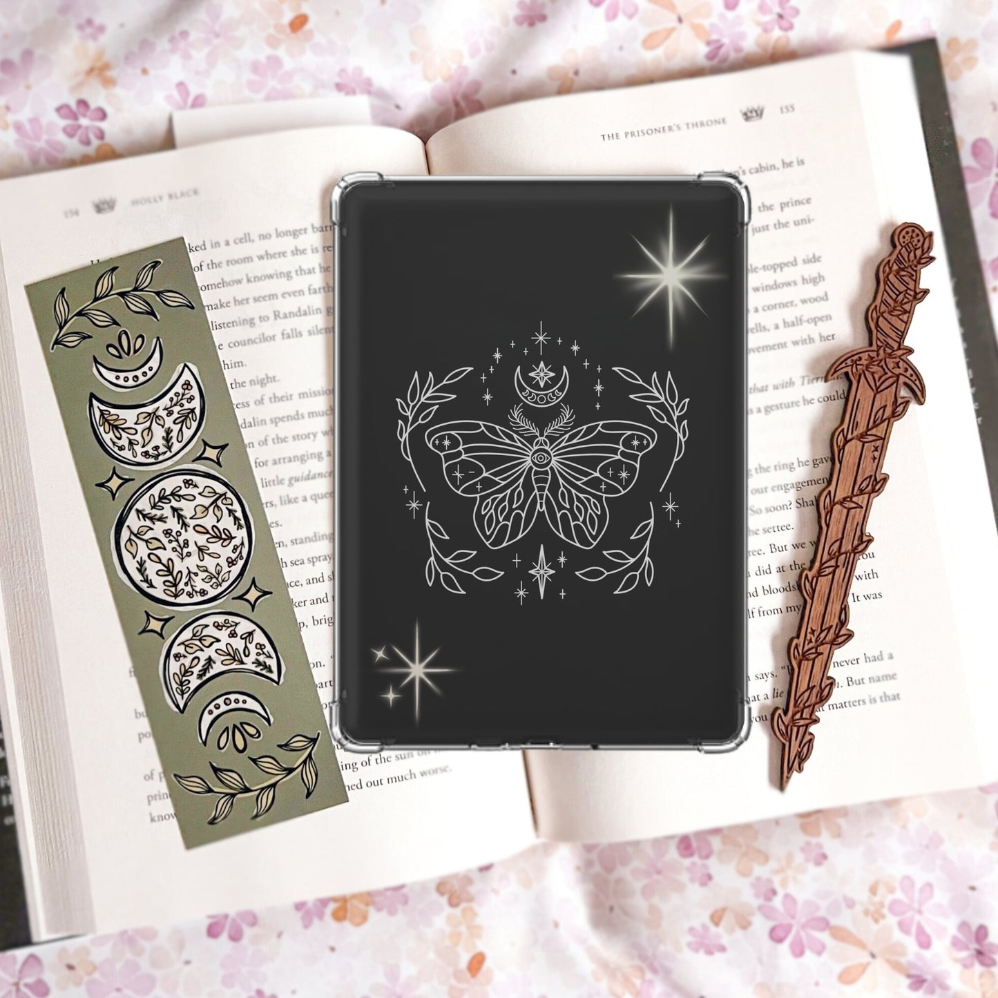 Celestial Moth Kindle Insert